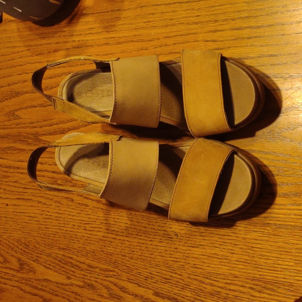 Sorel women's sandal